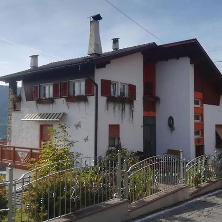Residence Bellavista Fondo Buitenkant foto